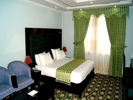 Executive Double Bed